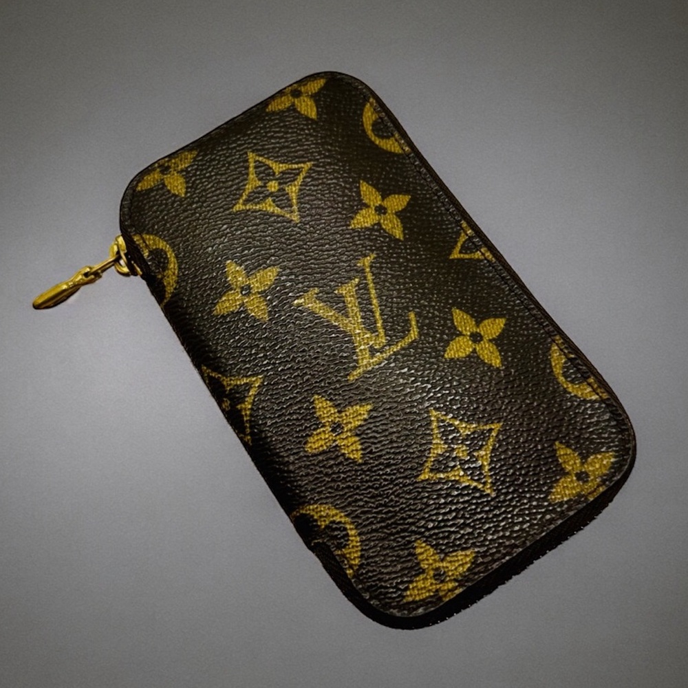 EUC Vintage Louis Vuitton Monogram Canvas Zip Around Multicles Key Holder